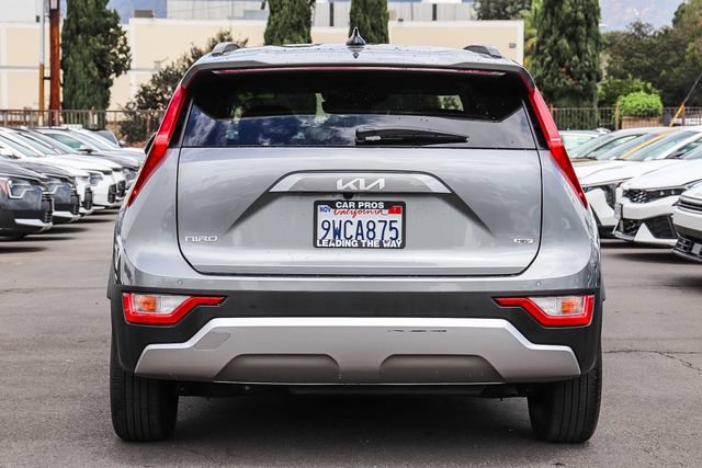 Certified 2025 Kia Niro EX FWD image 8