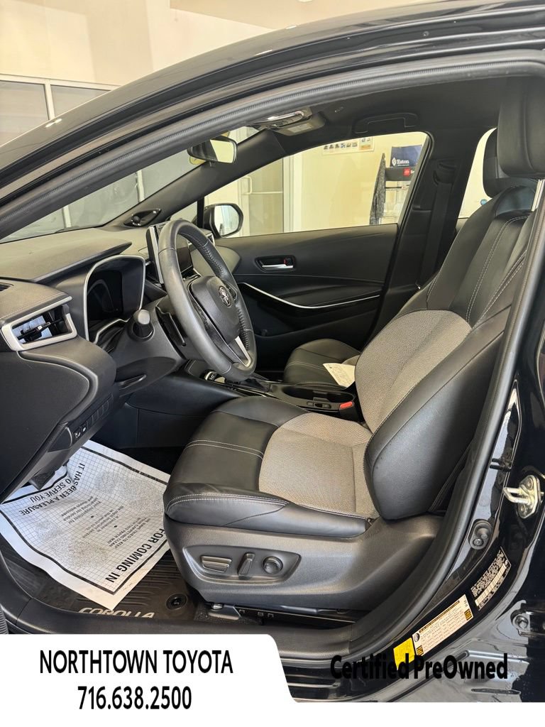 Used 2023 Toyota Corolla XSE FWD image 17