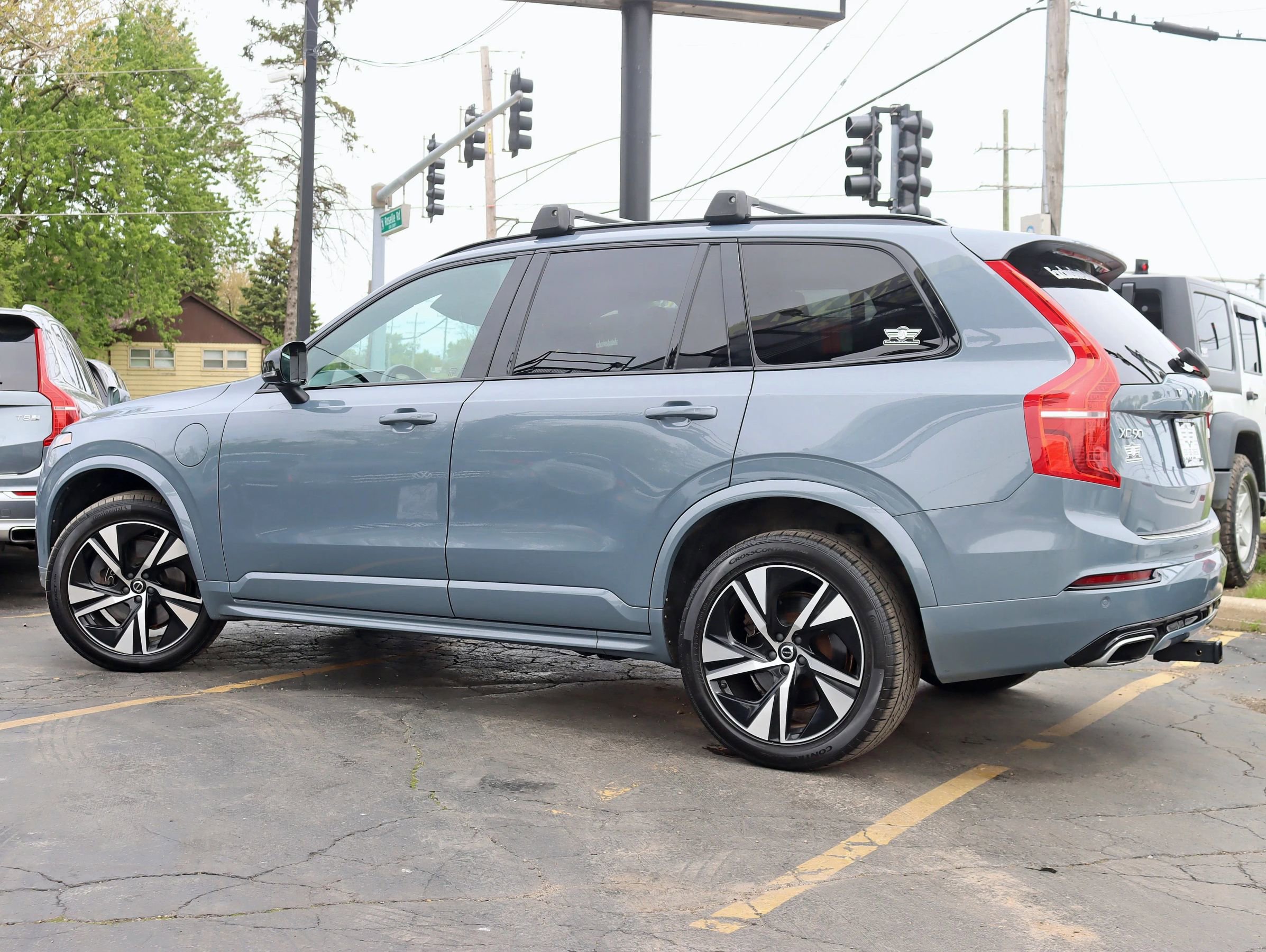 Used 2021 Volvo XC90 T8 R-Design AWD/4WD image 12