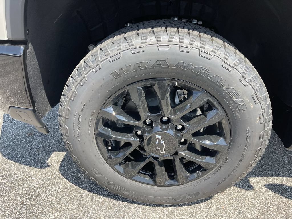 New 2026 Chevrolet Silverado 2500 Custom w/ Custom Value Package AWD/4WD image 10