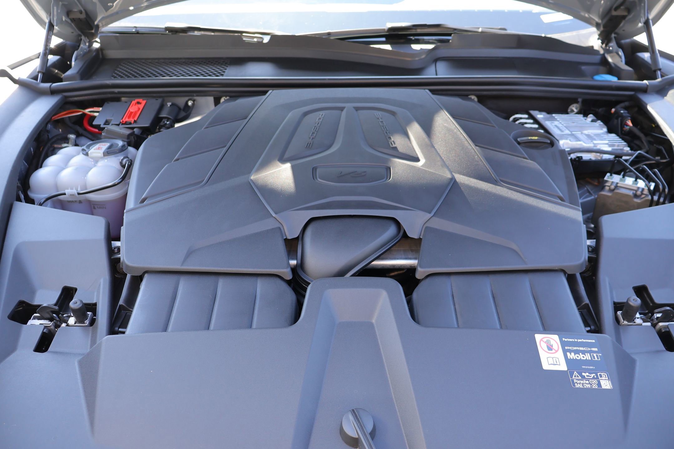 New 2026 Porsche Cayenne image 28