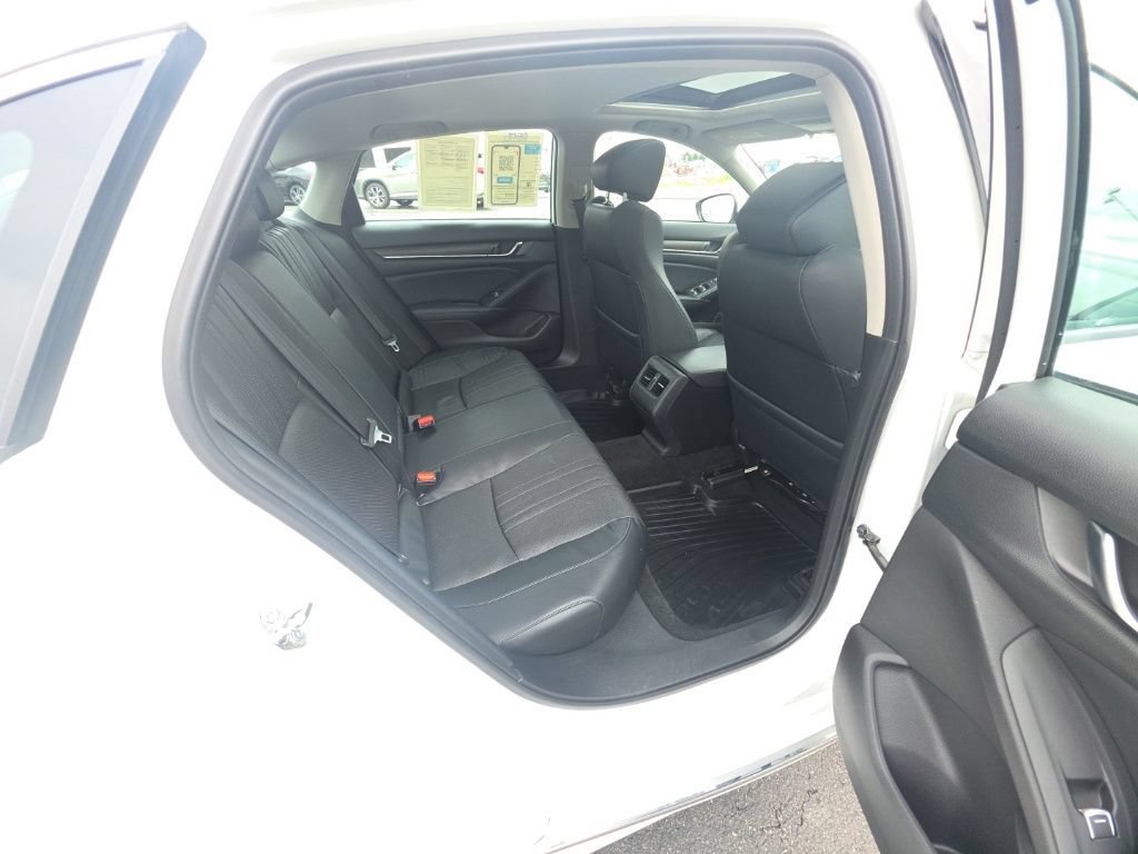 Used 2018 Honda Accord EX-L image 30