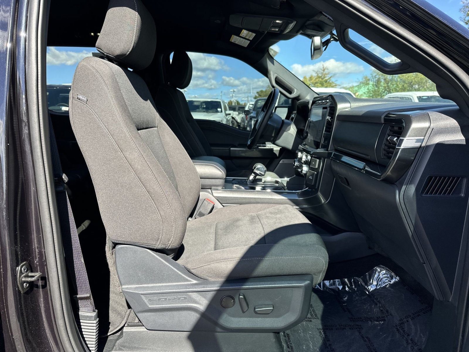 Used 2023 Ford F150 XLT w/ Equipment Group 302A High AWD/4WD image 27