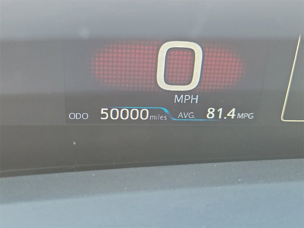 Used 2022 Toyota Prius Prime Limited image 30