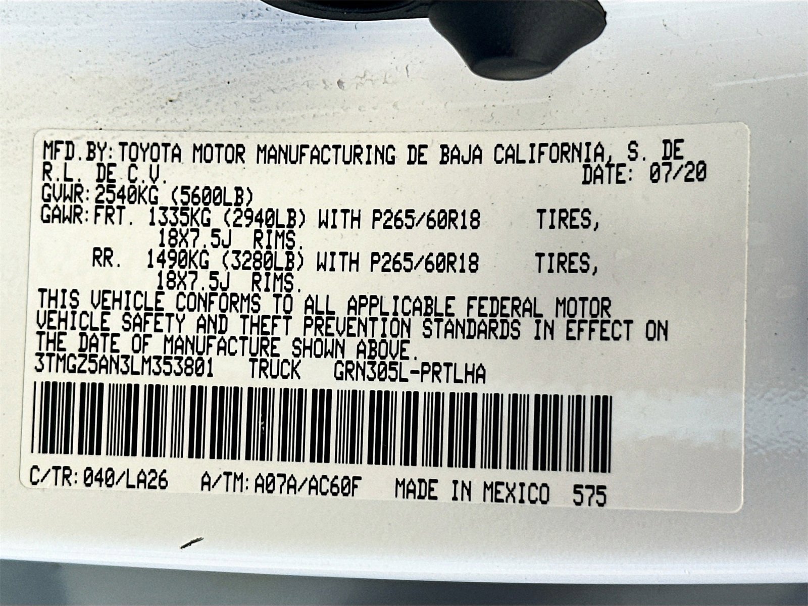 Used 2020 Toyota Tacoma Limited image 33