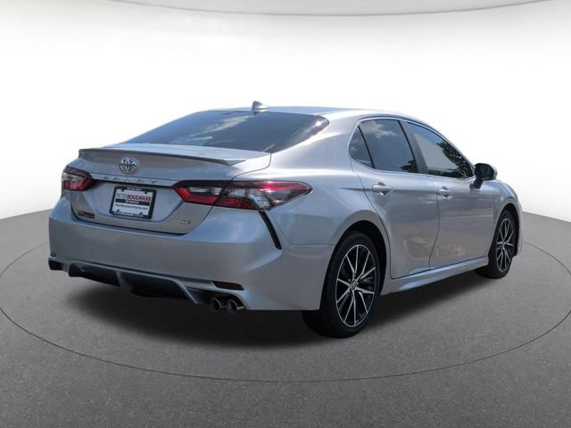 Used 2023 Toyota Camry SE FWD image 6