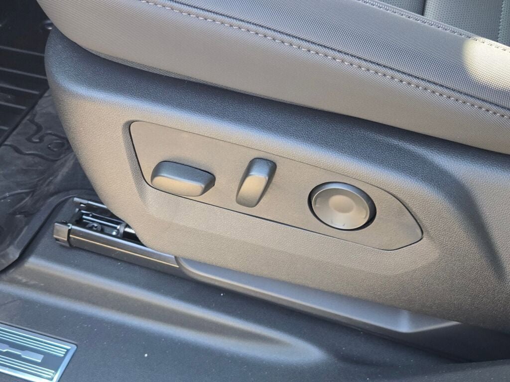 New 2025 GMC Hummer EV 2X image 26