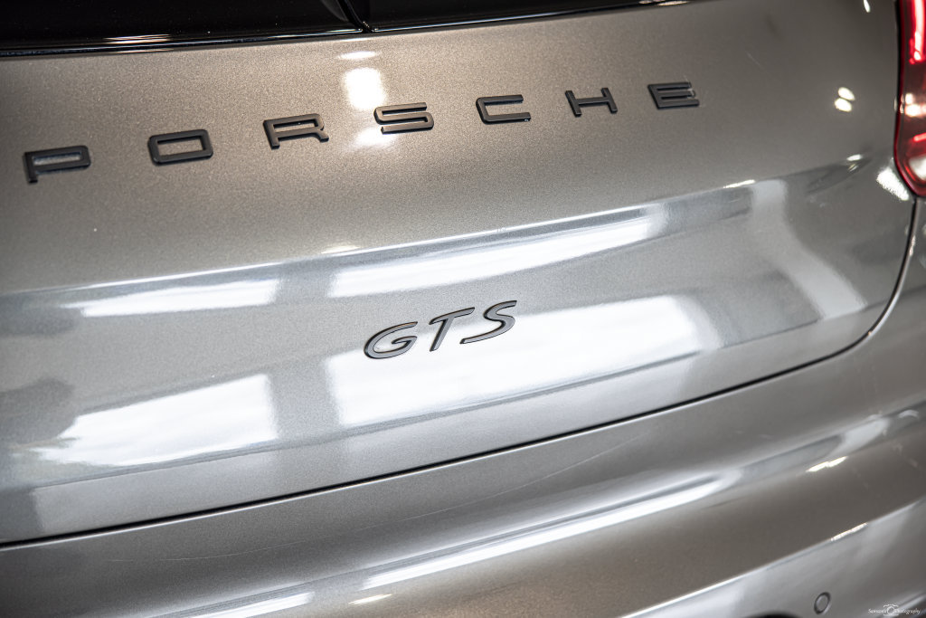 Used 2015 Porsche Panamera GTS AWD/4WD image 15