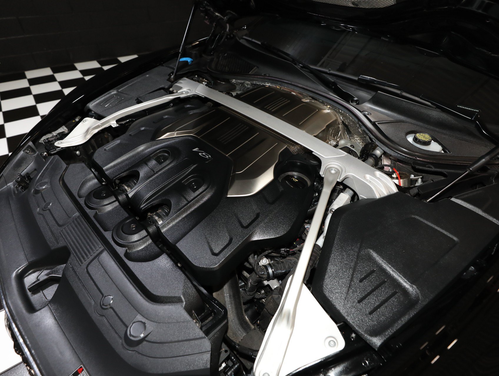 Used 2024 Bentley Continental GT Mulliner AWD/4WD image 71