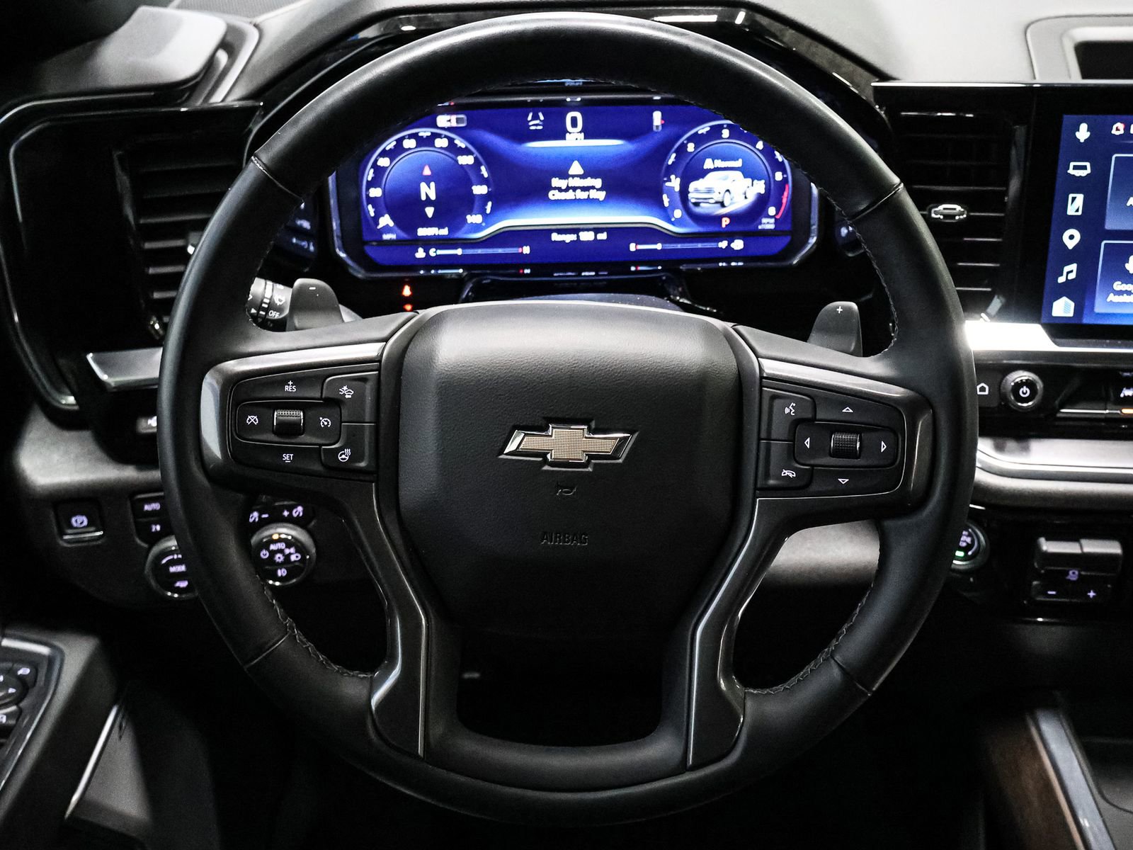 Certified 2025 Chevrolet Silverado 1500 High Country w/ Technology Package image 35