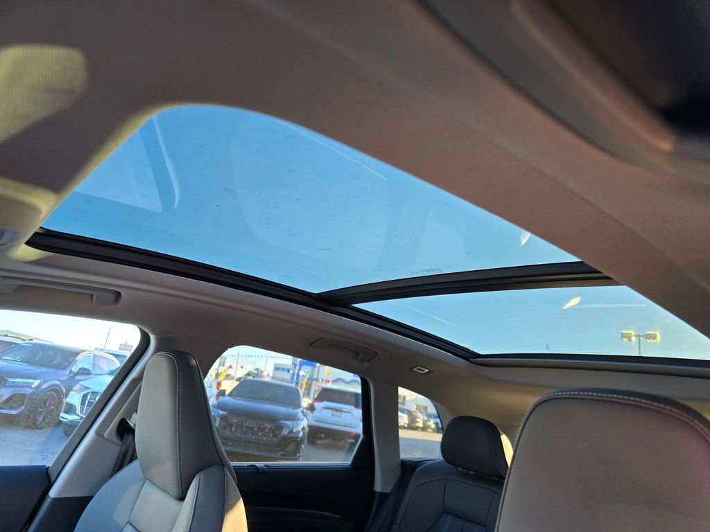 Used 2025 Audi Q5 Premium Plus w/ Premium Plus image 5