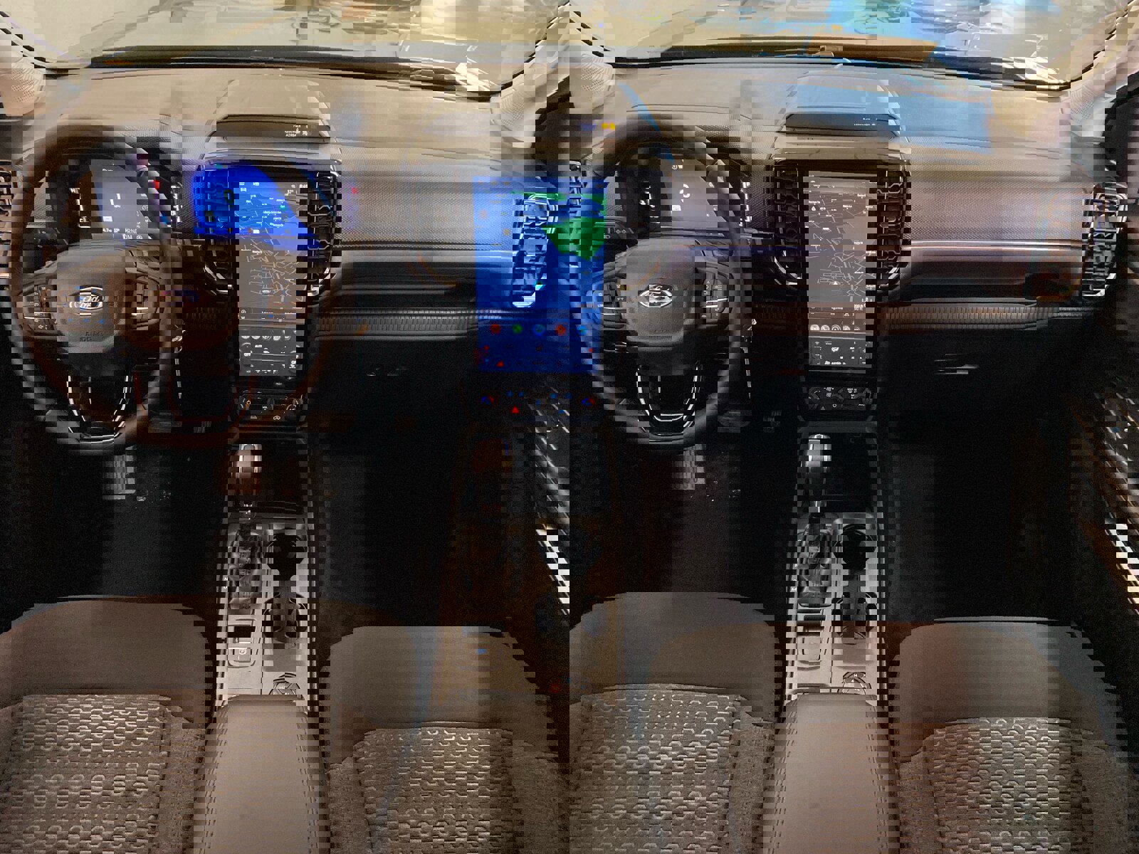 New 2025 Ford Ranger XLT w/ Equipment Group 301A High image 10