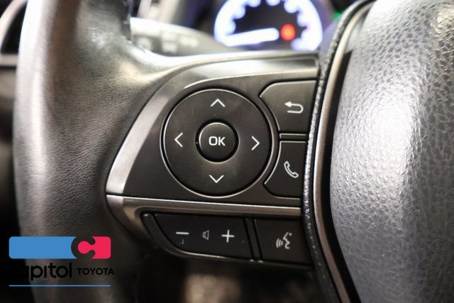 Used 2023 Toyota Camry SE w/ Cold Weather Package FWD image 17