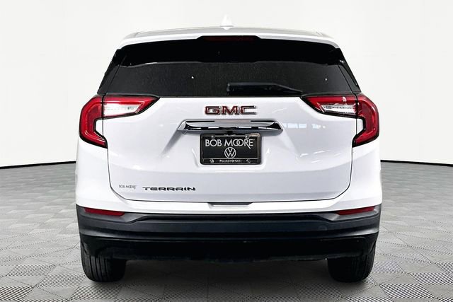 Used 2023 GMC Terrain SLE image 5