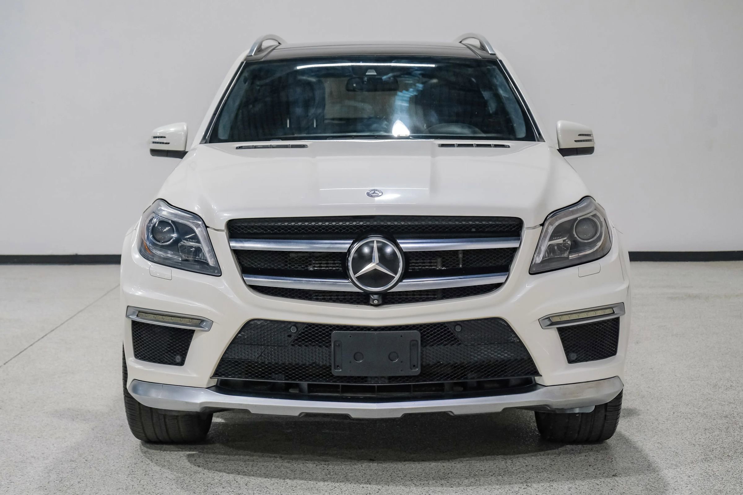 Used 2016 Mercedes-Benz GL 63 AMG 4MATIC image 3