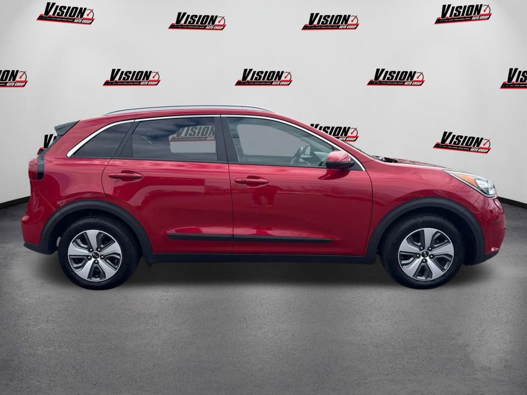 Used 2019 Kia Niro LX FWD image 4