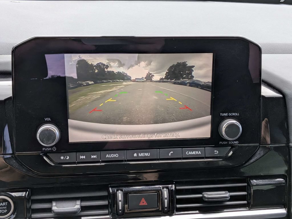 Used 2022 Nissan Pathfinder S FWD image 29