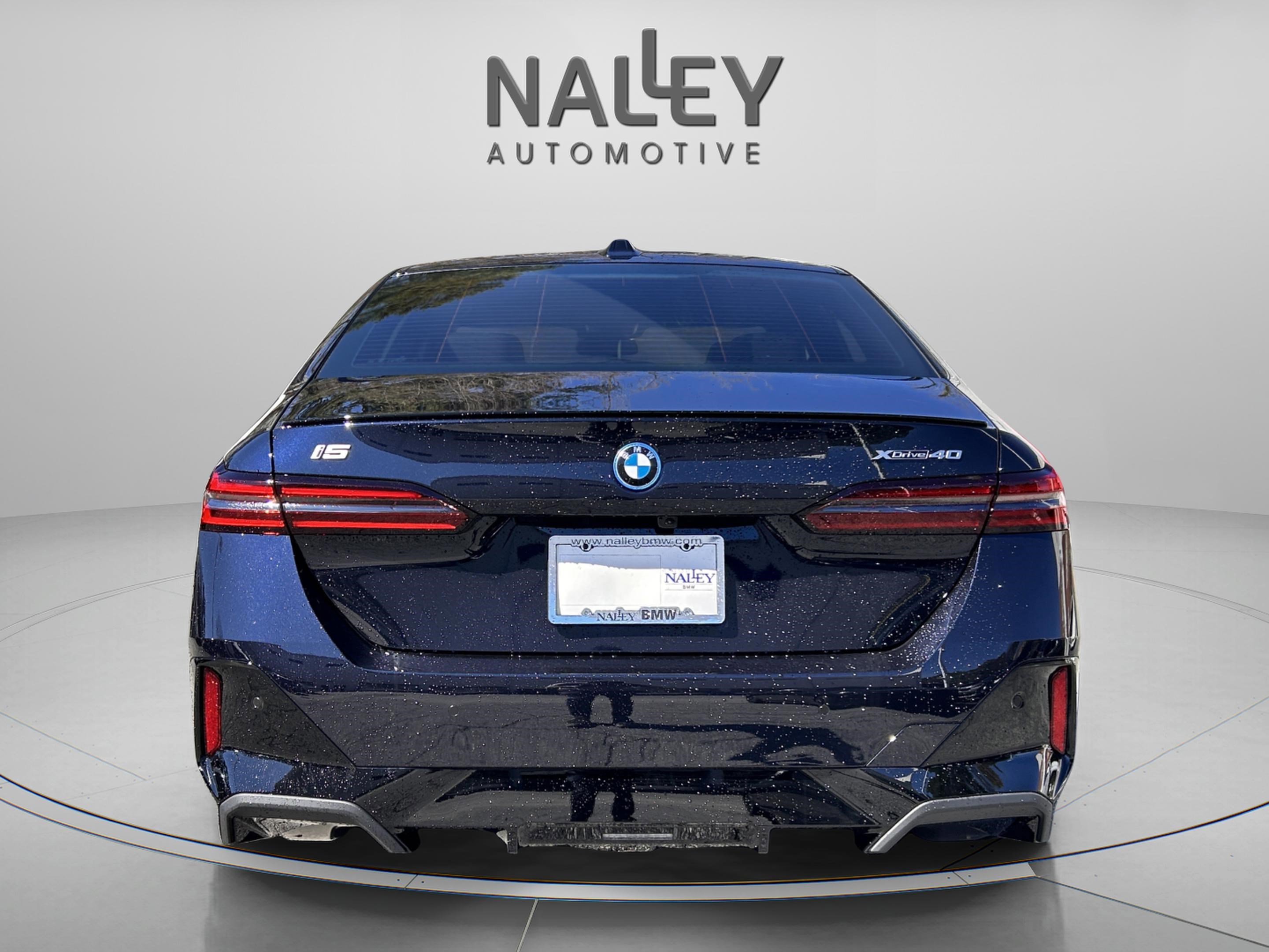 Used 2026 BMW i5 eDrive40 w/ M Sport Package image 3