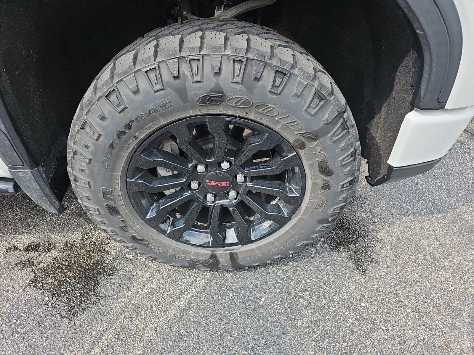 Used 2022 GMC Sierra 1500 AT4X AWD/4WD image 10