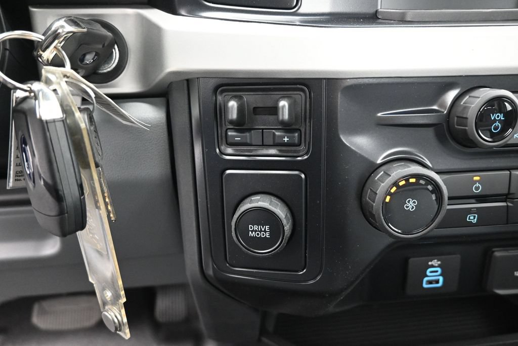 New 2026 Ford F350 XL w/ XL Chrome Package RWD image 15