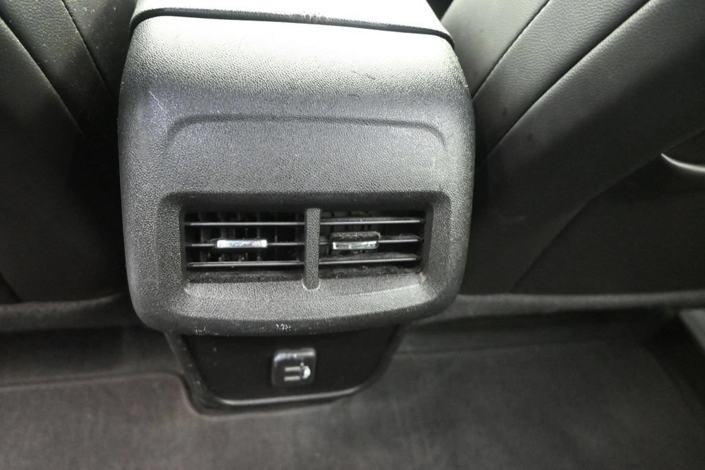Used 2021 Chevrolet Equinox Premier w/ Redline Edition FWD image 18