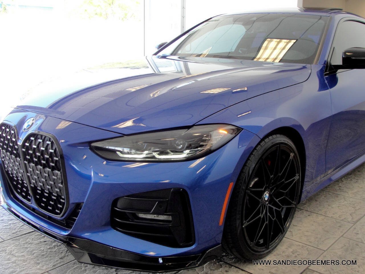 Used 2023 BMW 430i Coupe w/ M Sport Package RWD image 39