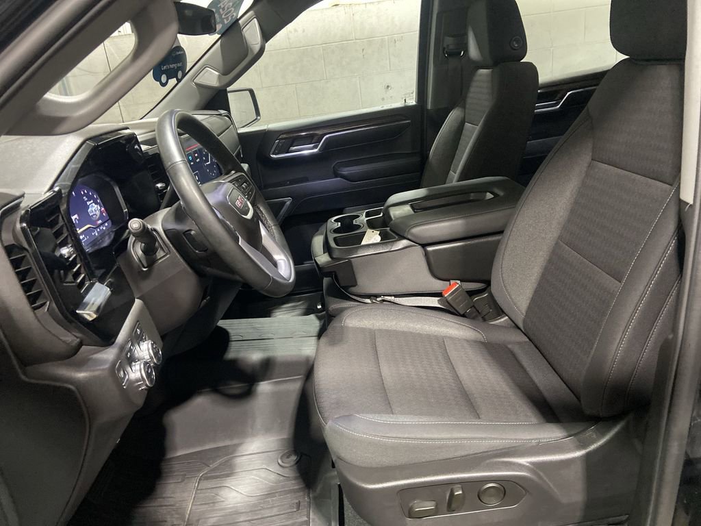 Certified 2024 GMC Sierra 1500 Elevation image 19