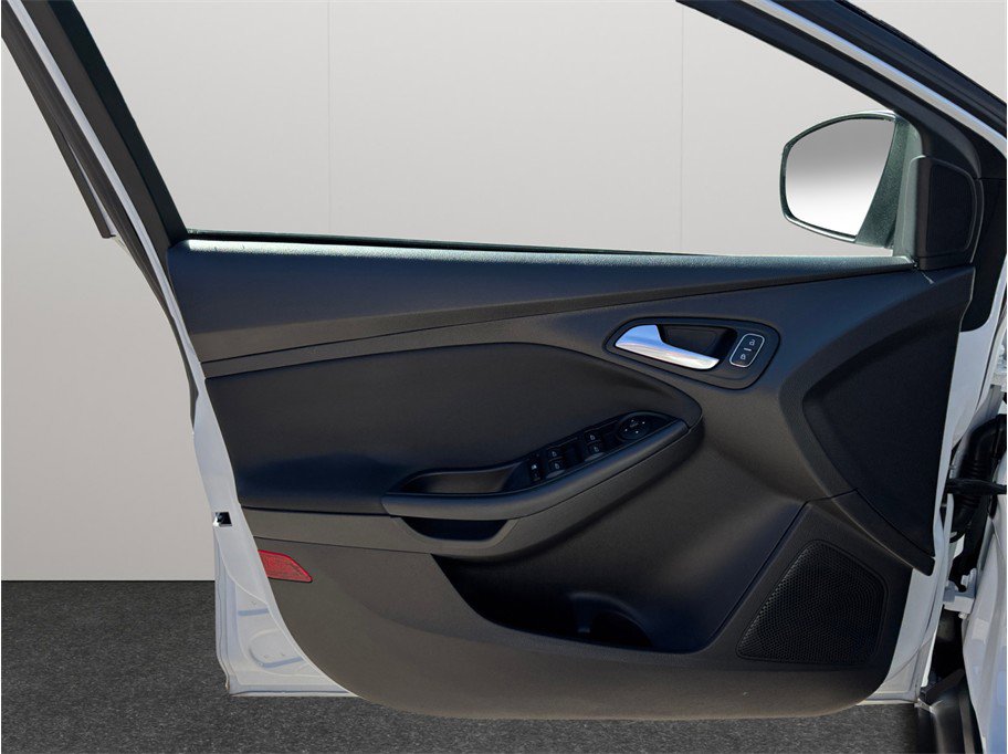 Used 2016 Ford Focus SE image 15