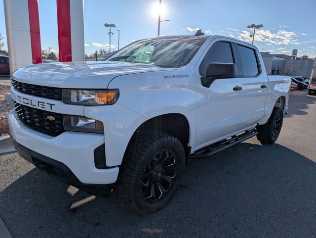 Used 2019 Chevrolet Silverado 1500 Custom w/ Custom Value Package image 2