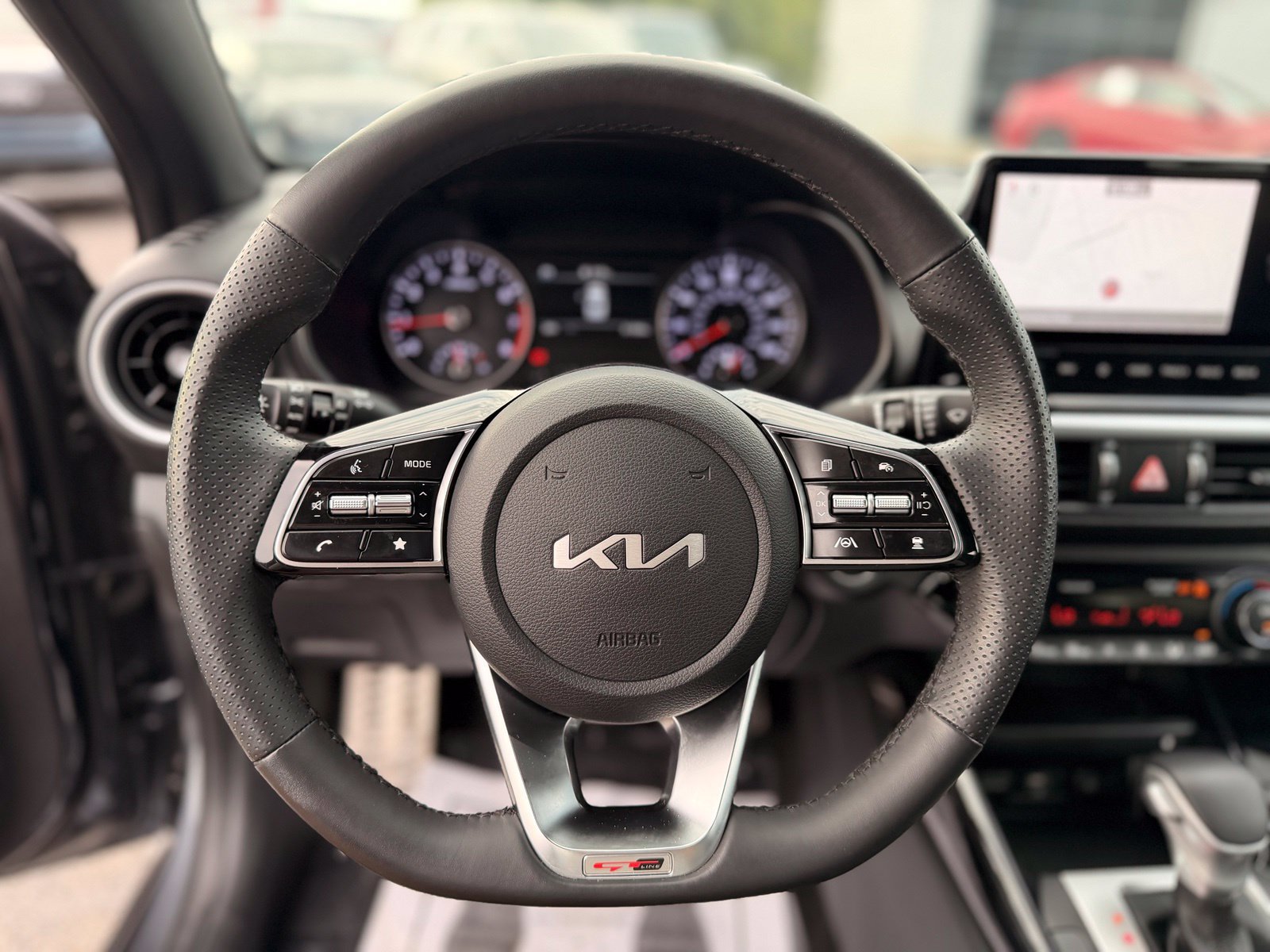 Used 2022 Kia Forte GT-Line w/ GT-Line Premium Package FWD image 16