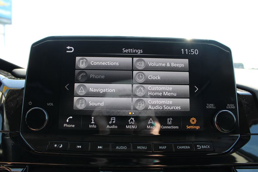 Used 2025 Nissan Pathfinder SL image 50