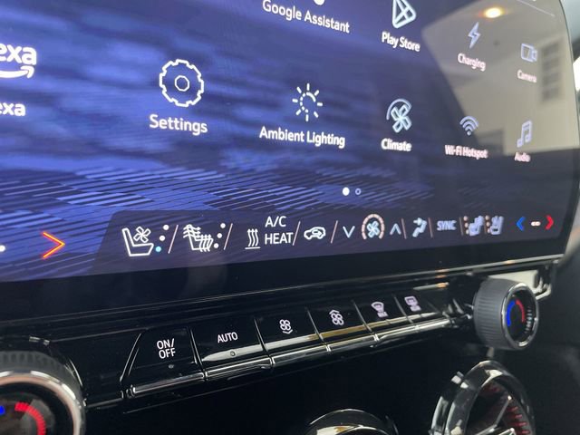 Certified 2025 Chevrolet Blazer EV RS image 31