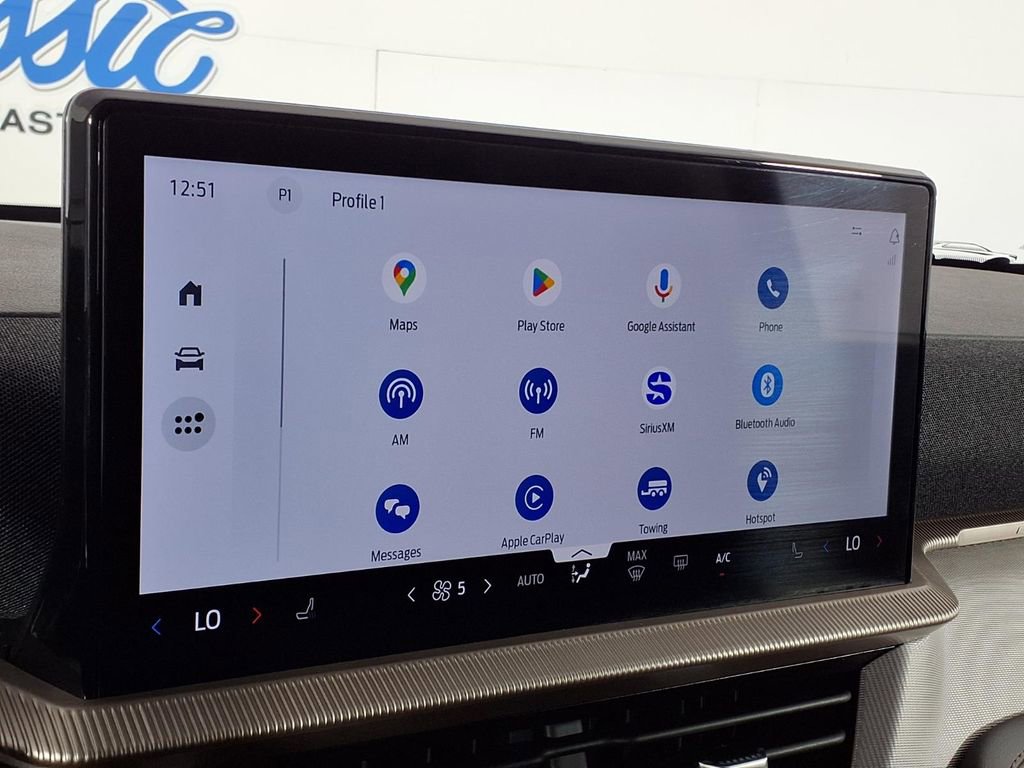 Used 2025 Ford Explorer Active image 21