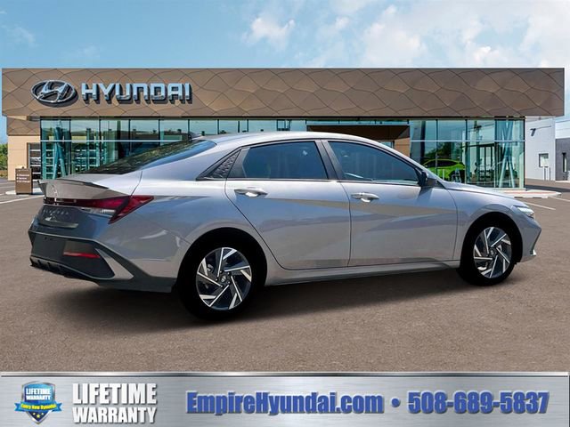 New 2025 Hyundai Elantra Sport FWD image 8