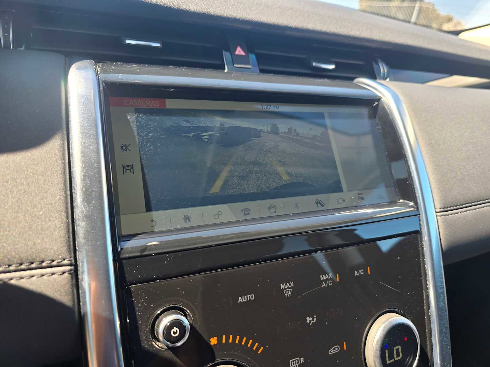 Used 2020 Land Rover Discovery Sport image 28