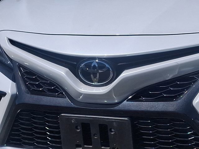 Used 2022 Toyota Camry XSE image 4