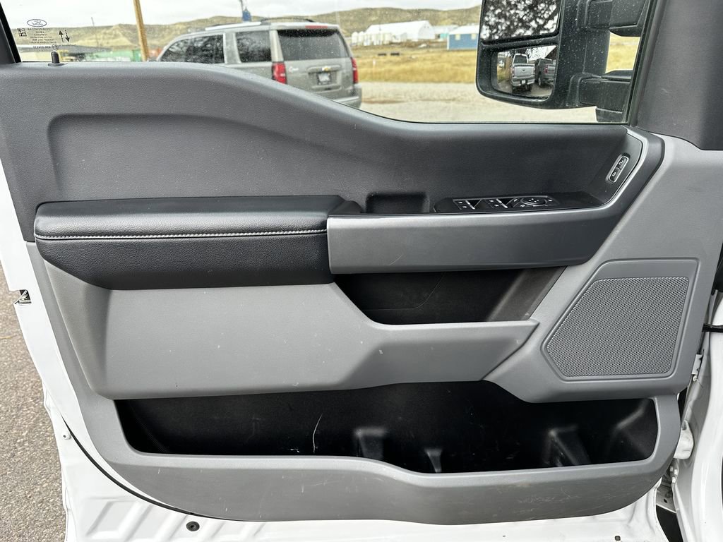 Used 2024 Ford F550 XL image 6