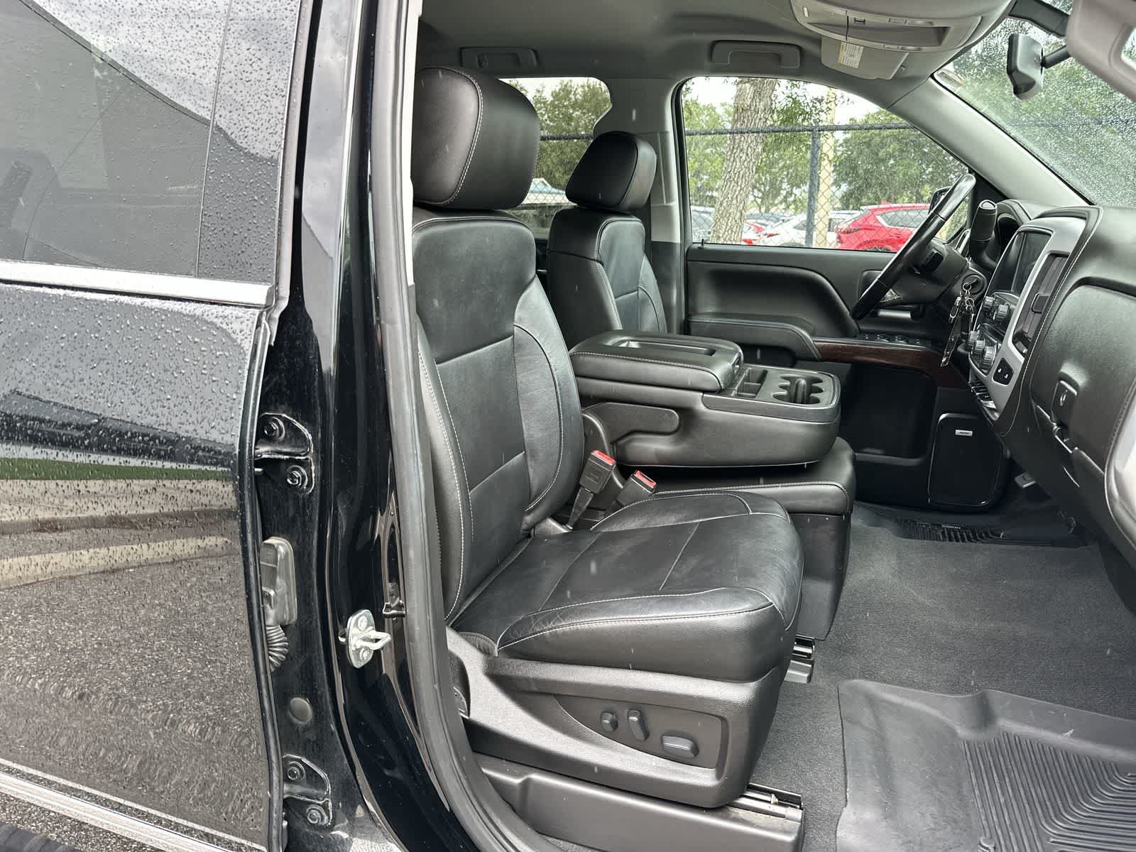 Used 2018 GMC Sierra 1500 SLT w/ SLT Premium Package RWD image 9
