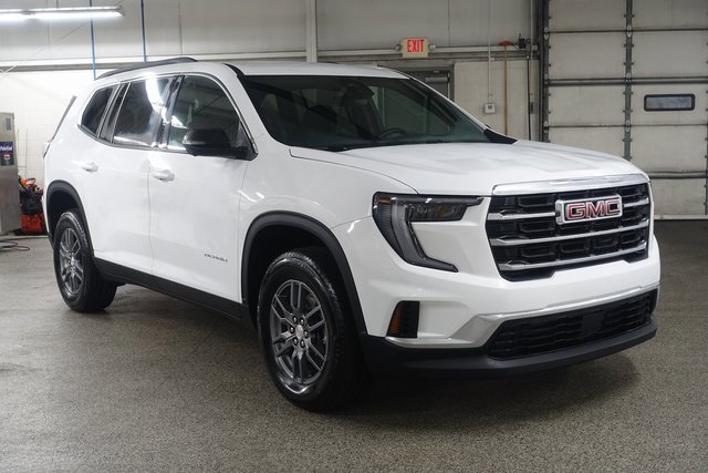 Used 2025 GMC Acadia Elevation