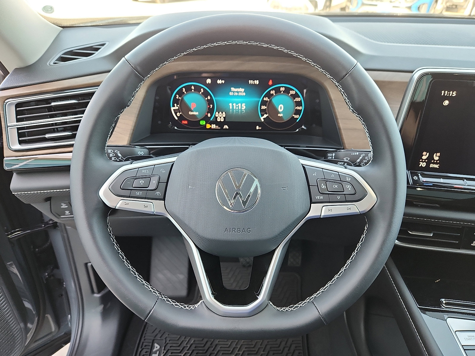 New 2026 Volkswagen Atlas SE image 16