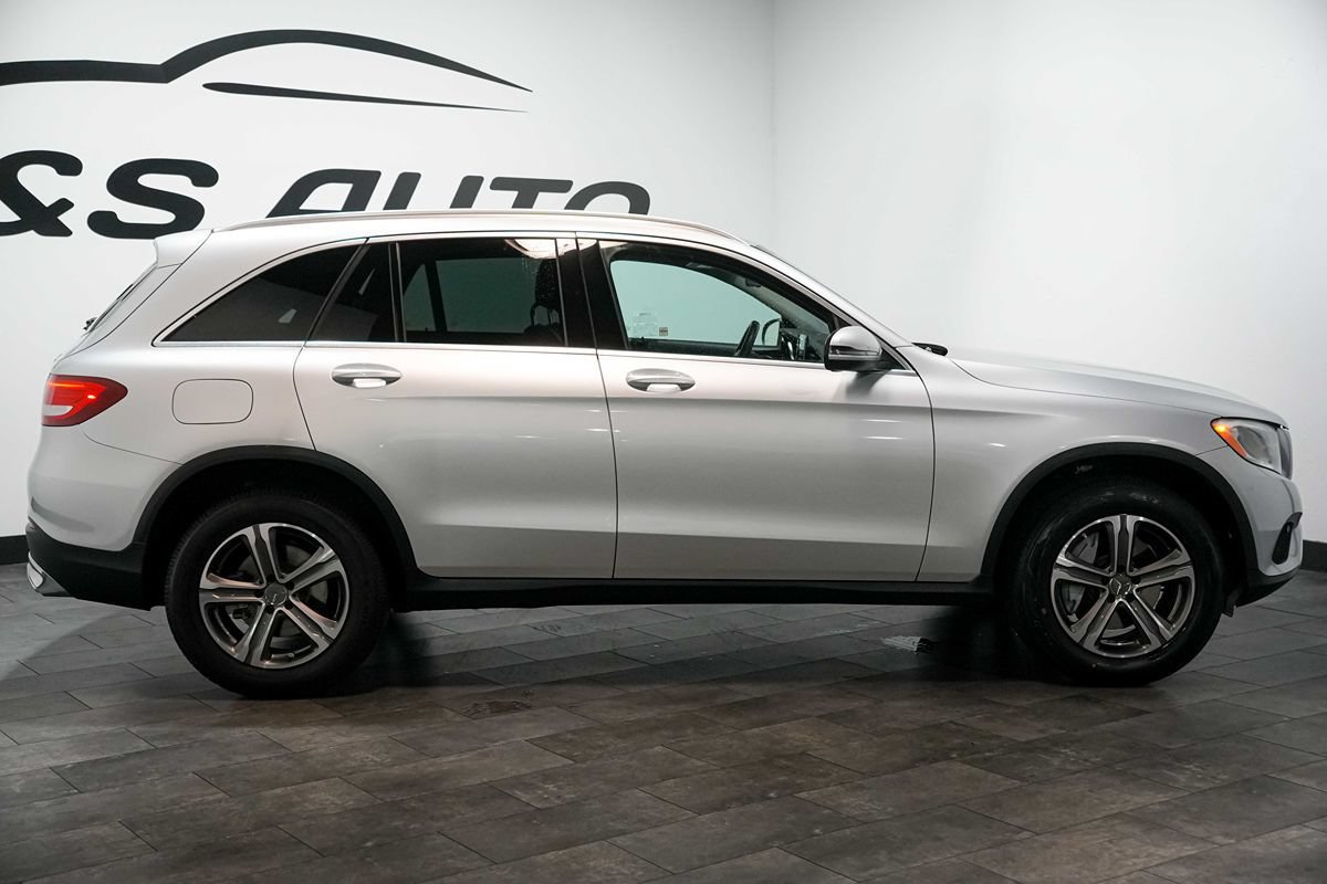 Used 2017 Mercedes-Benz GLC 300 image 8