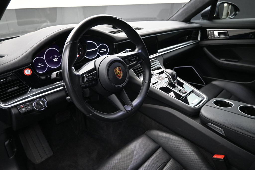 Certified 2023 Porsche Panamera 4 Executive w/ Premium Package AWD/4WD image 4