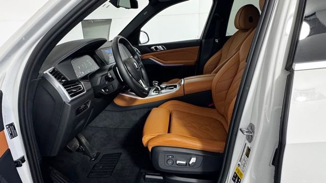Used 2023 BMW X5 xDrive40i w/ Premium Package image 10
