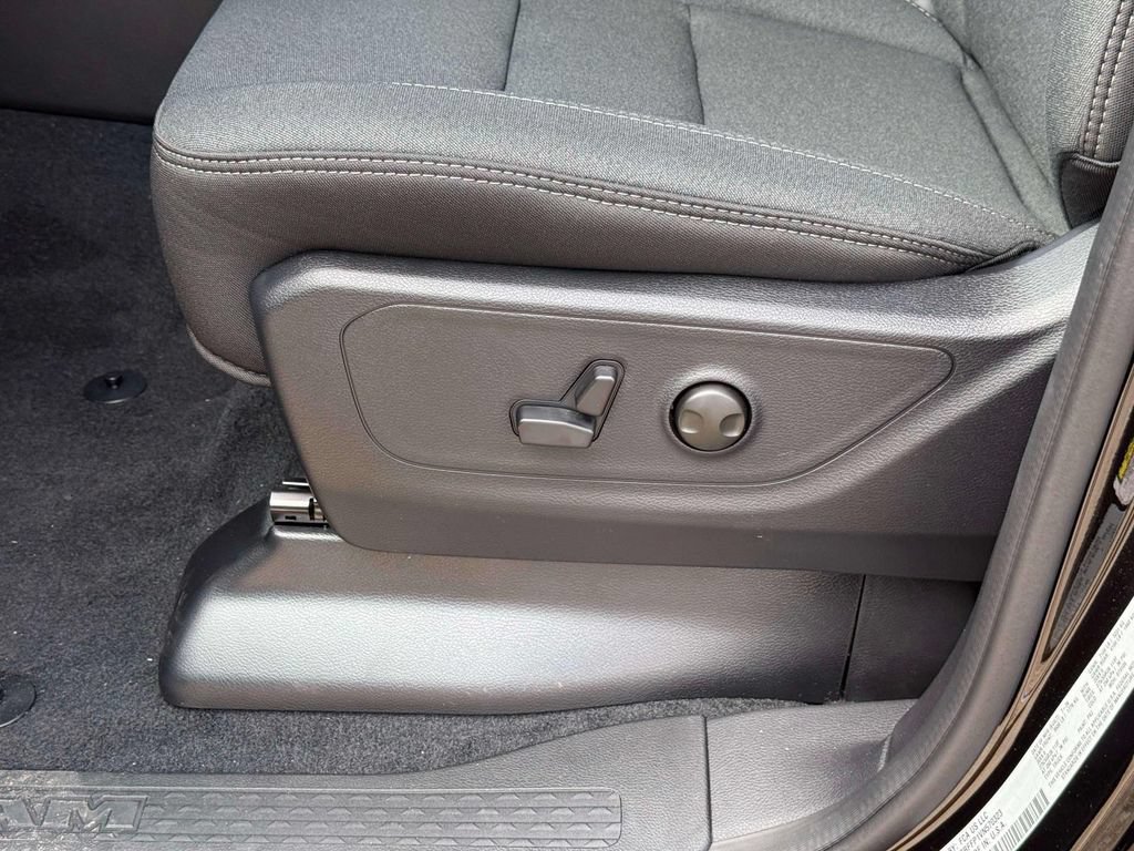 New 2027 RAM 1500 Big Horn AWD/4WD image 15