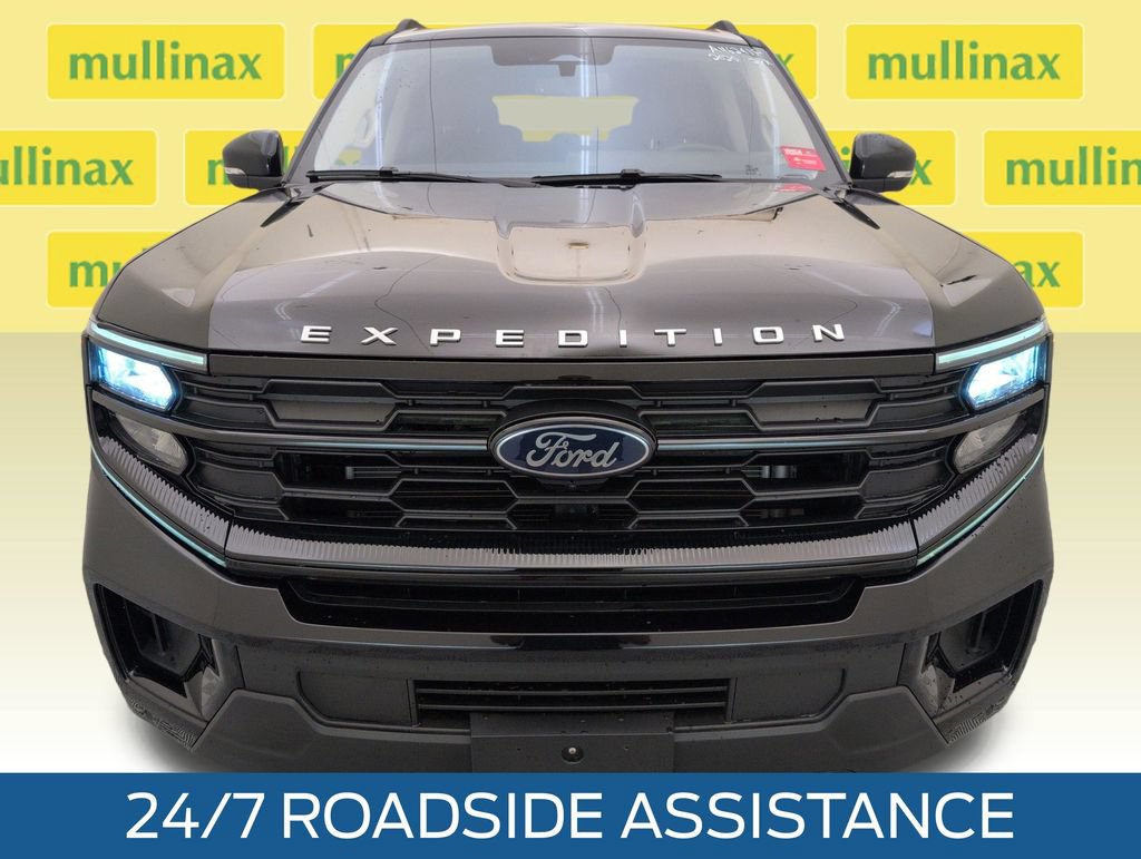 Certified 2025 Ford Expedition Active RWD image 15