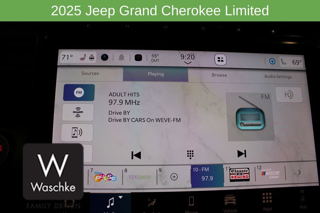 New 2025 Jeep Grand Cherokee Limited w/ Trailer Tow Package image 45
