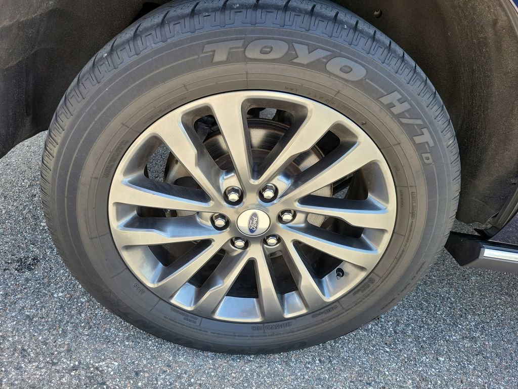 Used 2021 Ford Expedition Limited RWD image 6
