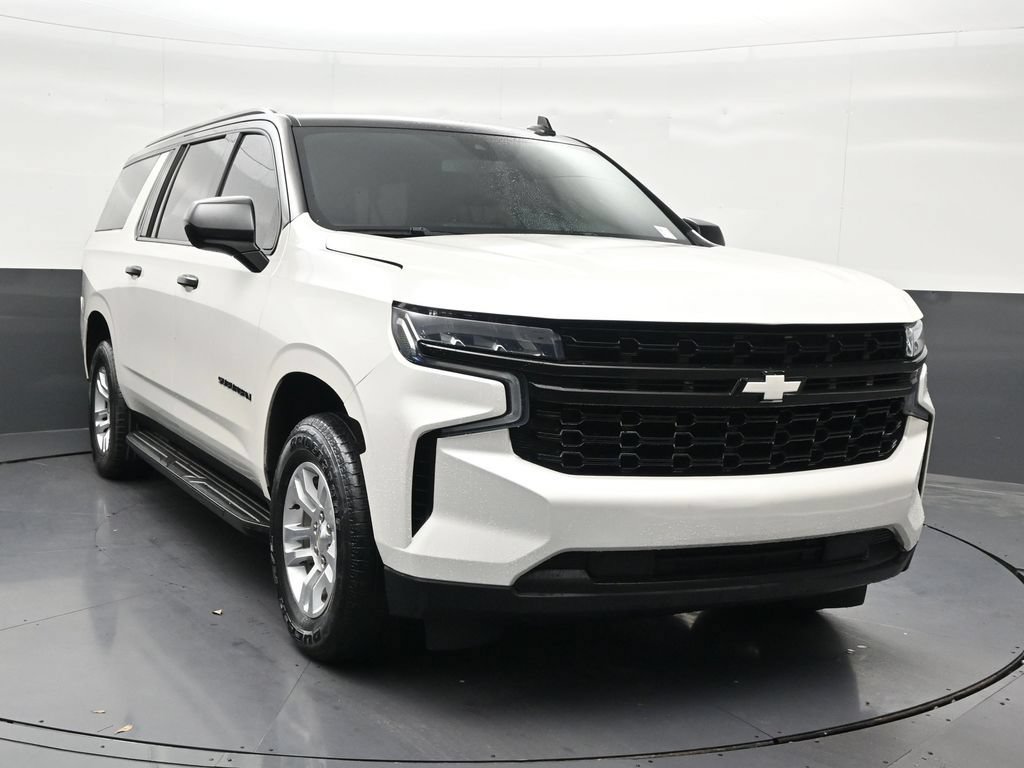 Used 2021 Chevrolet Suburban LS RWD image 8
