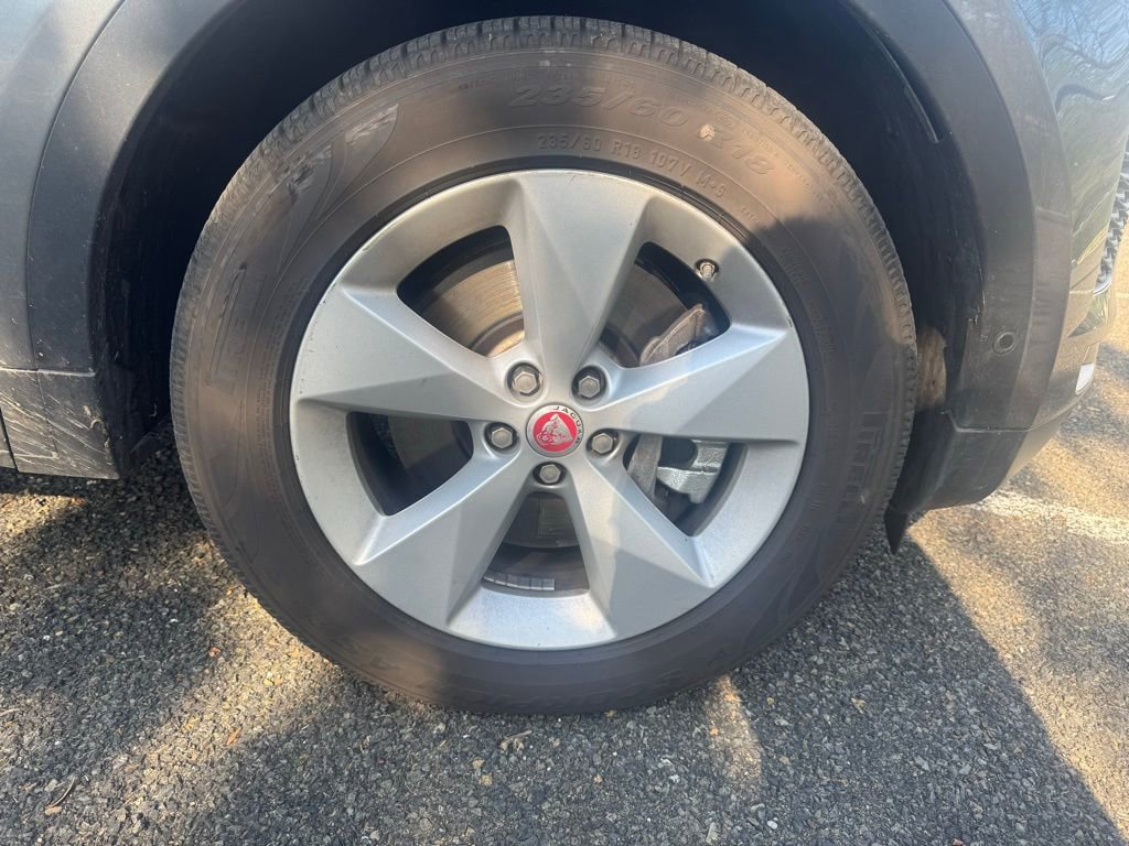 Used 2018 Jaguar E-PACE S image 7