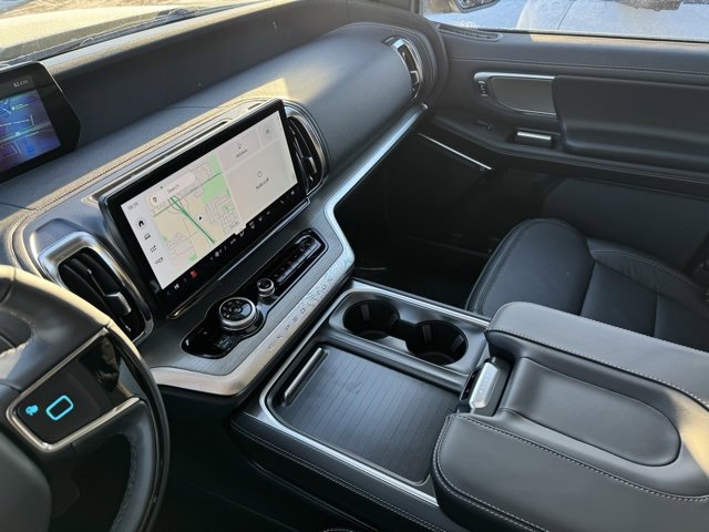 New 2025 Ford Expedition Max Platinum w/ Driver's Package image 15